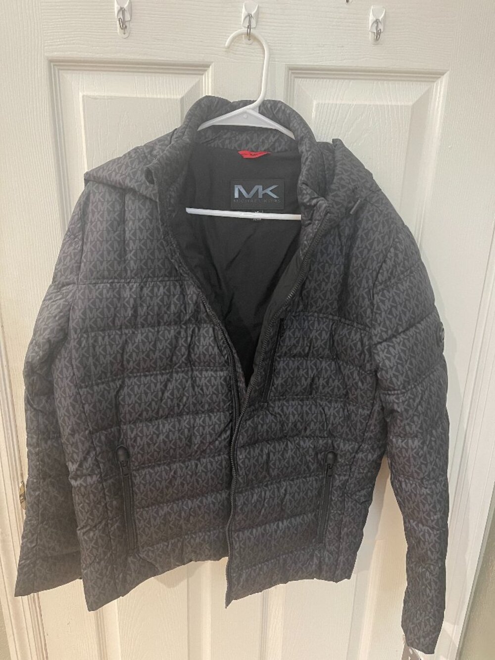 Michael Kors MK Monogram Hooded Puffer Jacket – Gray/Black – Size XS